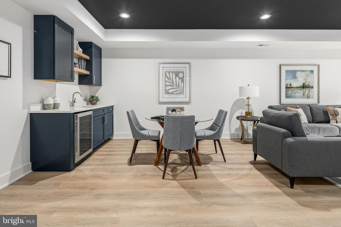 6238 22ND ST N, ARLINGTON, Virginia 22205, 6 Bedrooms Bedrooms, ,6 BathroomsBathrooms,Residential,For sale,6238 22ND ST N,VAAR2067152 MLS # VAAR2067152