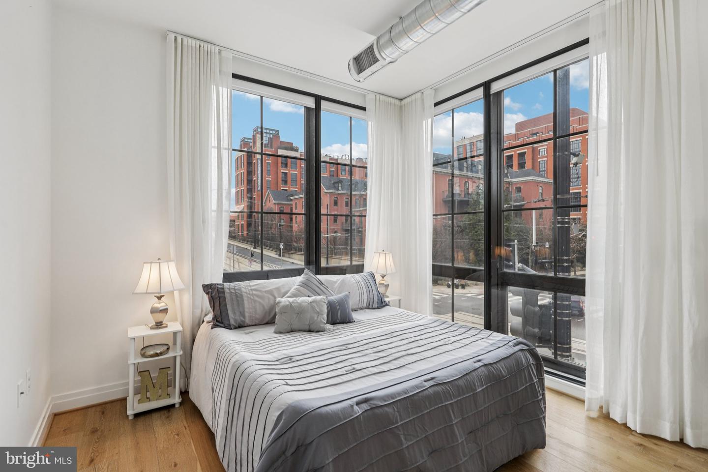 301 H ST NE #201, WASHINGTON, District Of Columbia 20002, 2 Bedrooms Bedrooms, ,2 BathroomsBathrooms,Residential,For sale,301 H ST NE #201,DCDC2238872 MLS # DCDC2238872