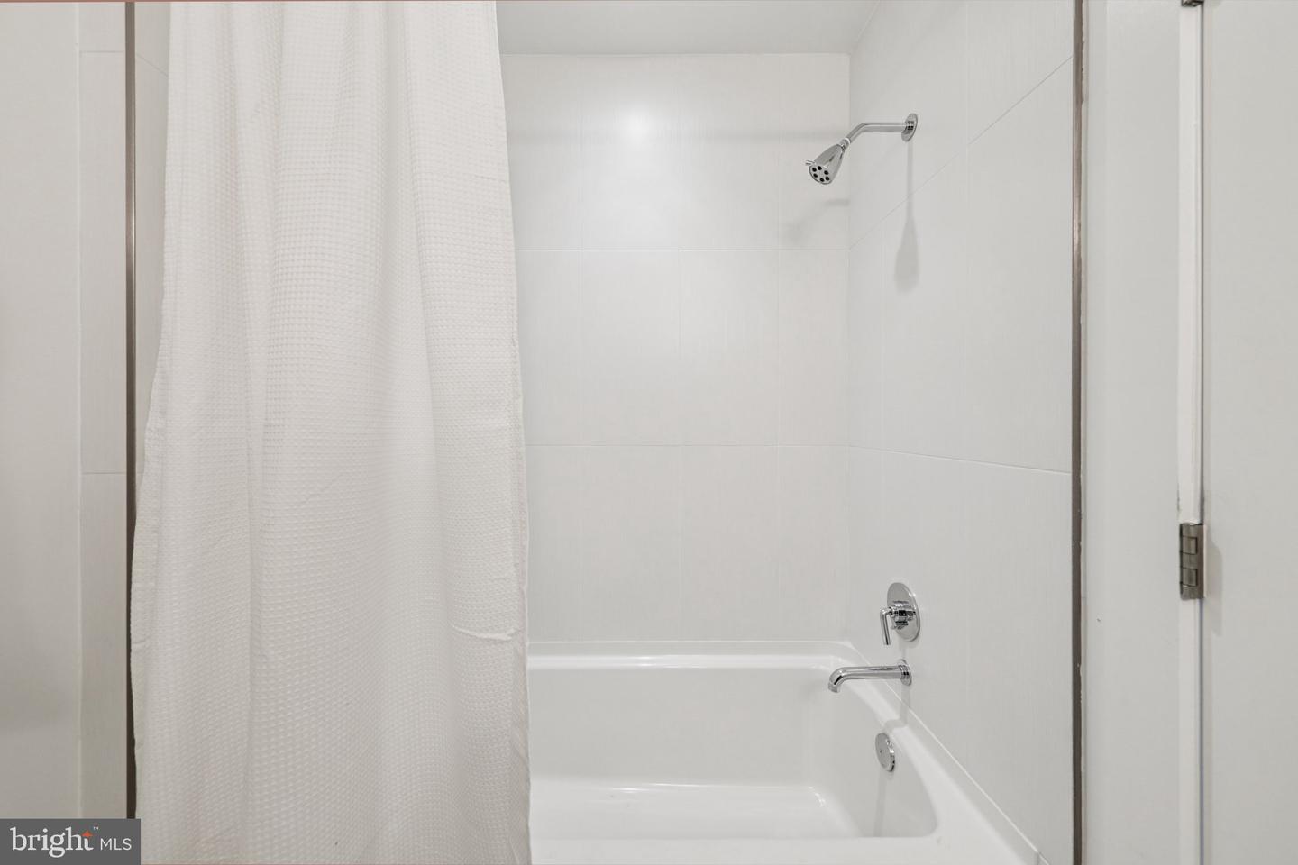 301 H ST NE #201, WASHINGTON, District Of Columbia 20002, 2 Bedrooms Bedrooms, ,2 BathroomsBathrooms,Residential,For sale,301 H ST NE #201,DCDC2238872 MLS # DCDC2238872