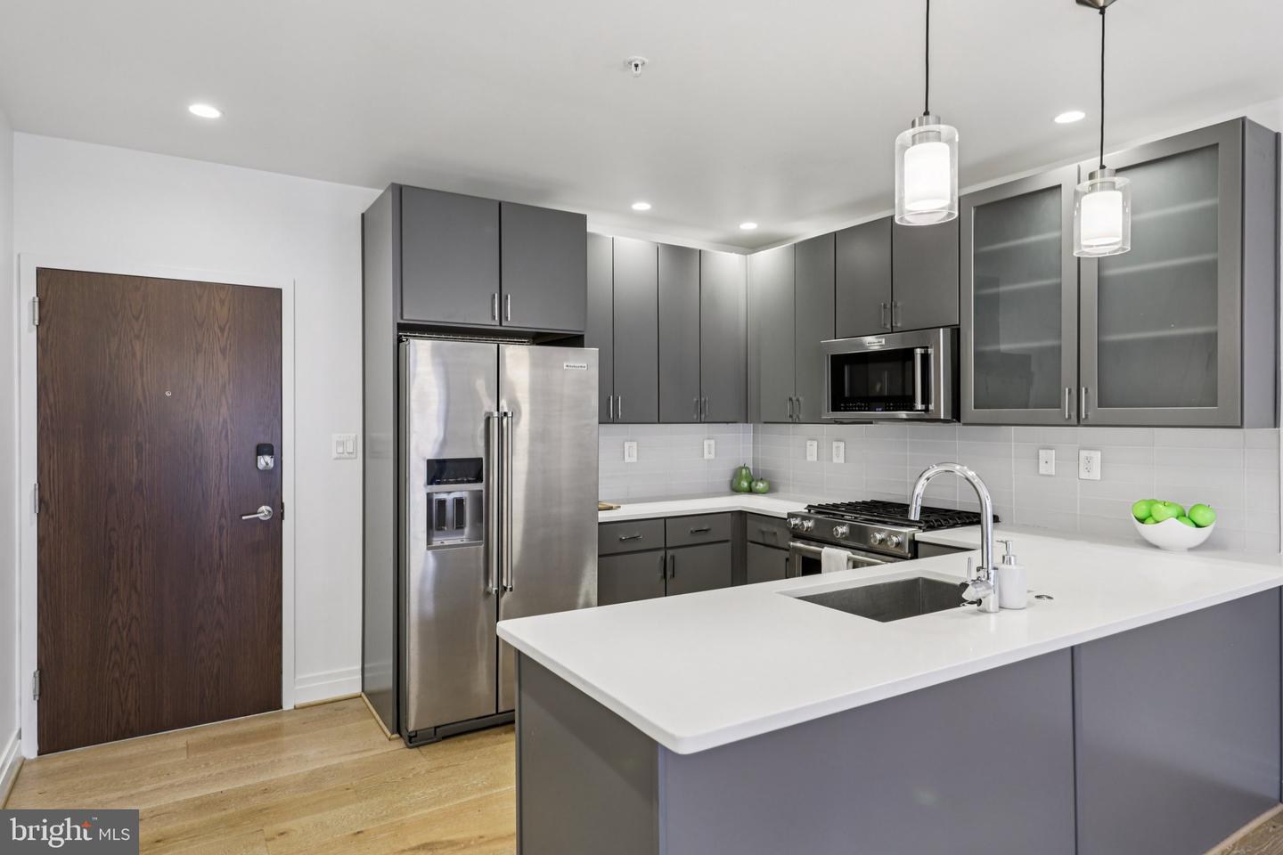 301 H ST NE #201, WASHINGTON, District Of Columbia 20002, 2 Bedrooms Bedrooms, ,2 BathroomsBathrooms,Residential,For sale,301 H ST NE #201,DCDC2238872 MLS # DCDC2238872