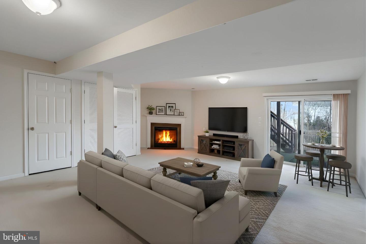 8270 LINBLAKE CT, MANASSAS, Virginia 20111, 3 Bedrooms Bedrooms, ,3 BathroomsBathrooms,Residential,For sale,8270 LINBLAKE CT,VAPW2109654 MLS # VAPW2109654