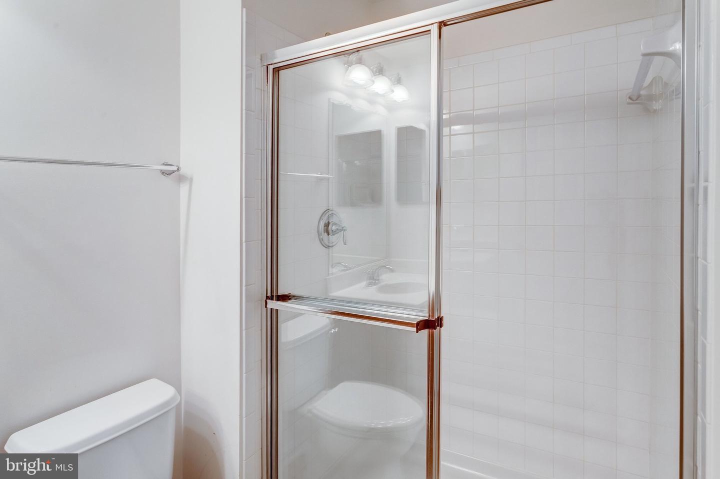 8270 LINBLAKE CT, MANASSAS, Virginia 20111, 3 Bedrooms Bedrooms, ,3 BathroomsBathrooms,Residential,For sale,8270 LINBLAKE CT,VAPW2109654 MLS # VAPW2109654