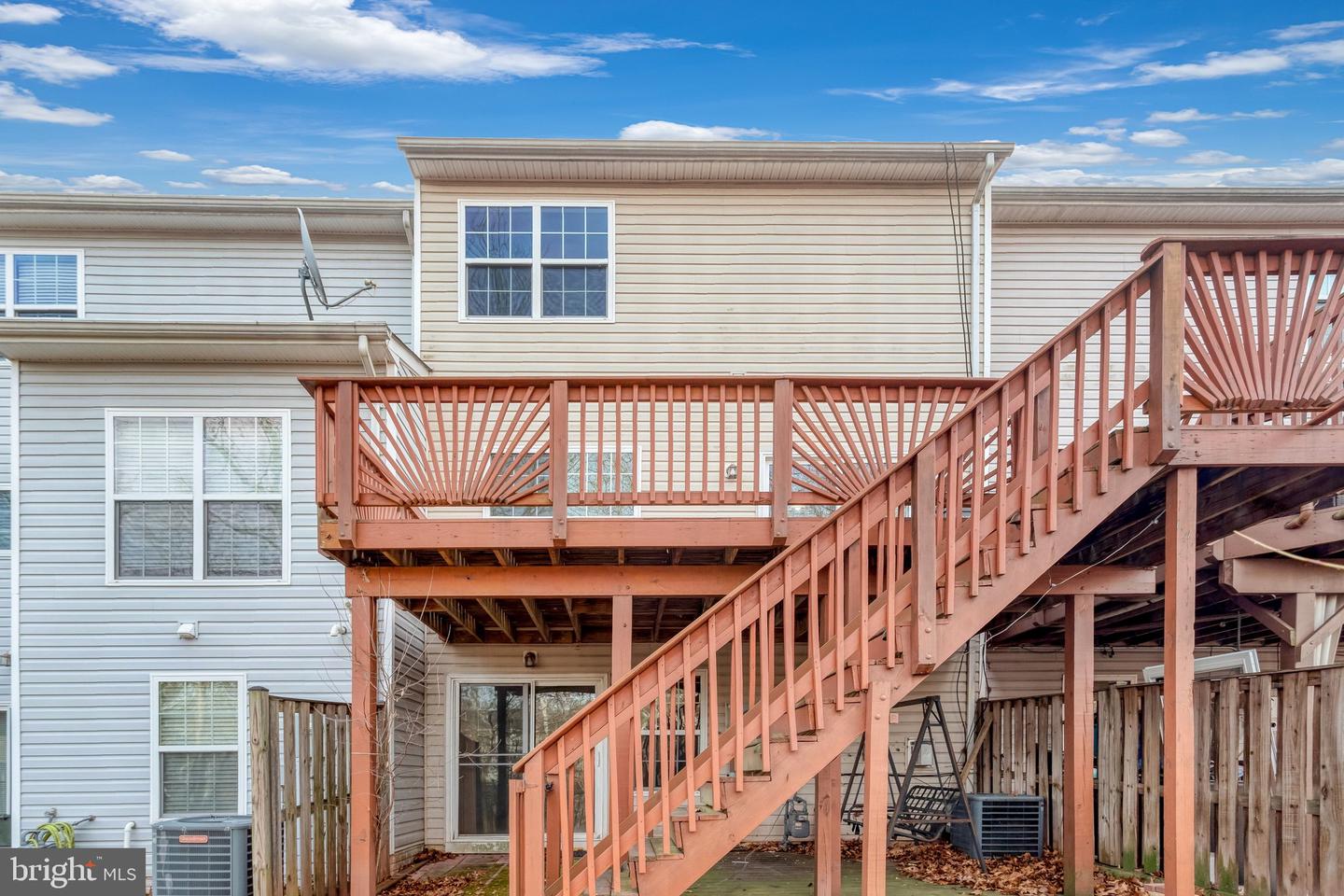 8270 LINBLAKE CT, MANASSAS, Virginia 20111, 3 Bedrooms Bedrooms, ,3 BathroomsBathrooms,Residential,For sale,8270 LINBLAKE CT,VAPW2109654 MLS # VAPW2109654