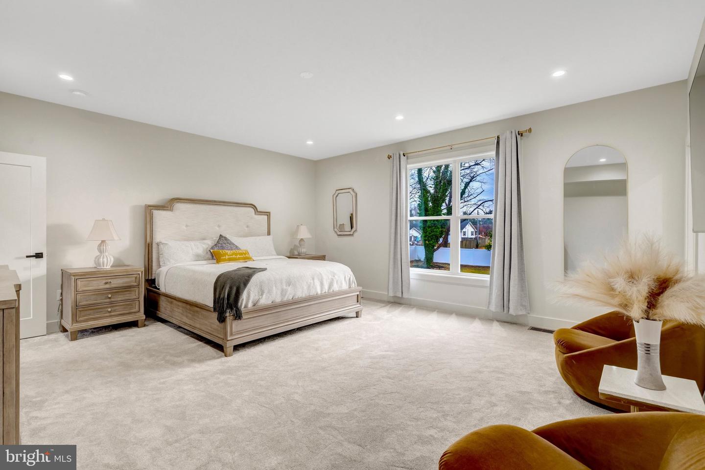 8709 YORKSHIRE LN, MANASSAS, Virginia 20111, 6 Bedrooms Bedrooms, ,6 BathroomsBathrooms,Residential,For sale,8709 YORKSHIRE LN,VAPW2109672 MLS # VAPW2109672