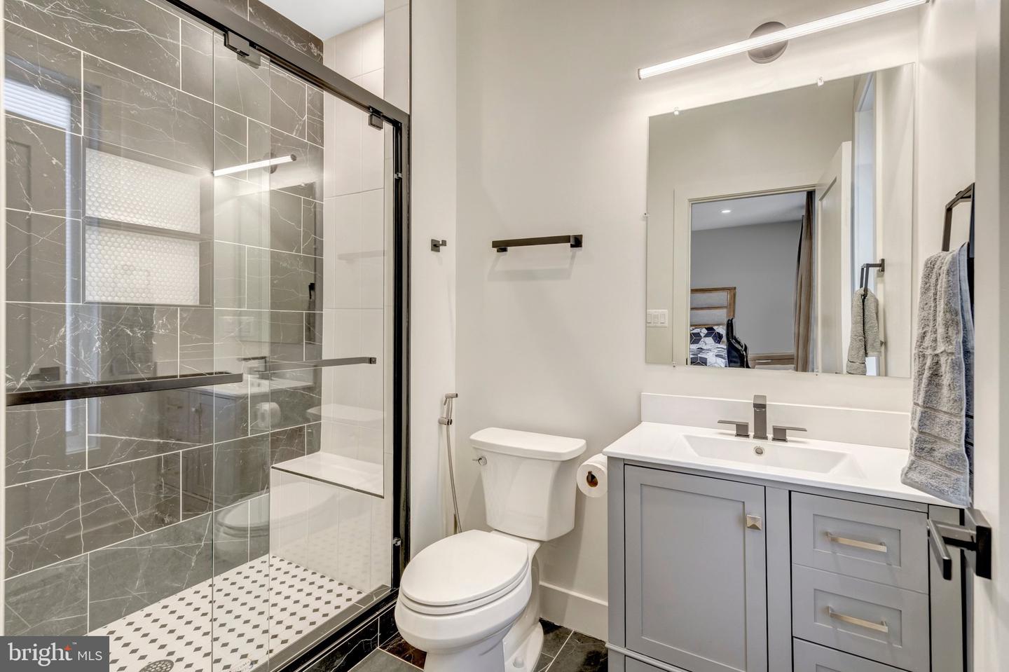 8709 YORKSHIRE LN, MANASSAS, Virginia 20111, 6 Bedrooms Bedrooms, ,6 BathroomsBathrooms,Residential,For sale,8709 YORKSHIRE LN,VAPW2109672 MLS # VAPW2109672