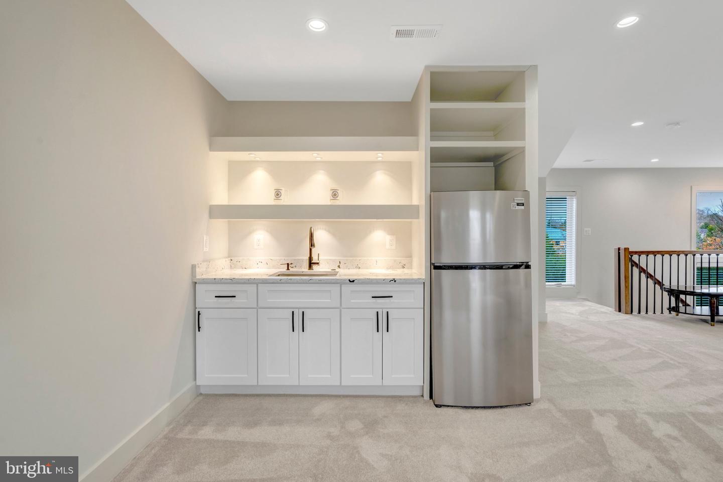 8709 YORKSHIRE LN, MANASSAS, Virginia 20111, 6 Bedrooms Bedrooms, ,6 BathroomsBathrooms,Residential,For sale,8709 YORKSHIRE LN,VAPW2109672 MLS # VAPW2109672