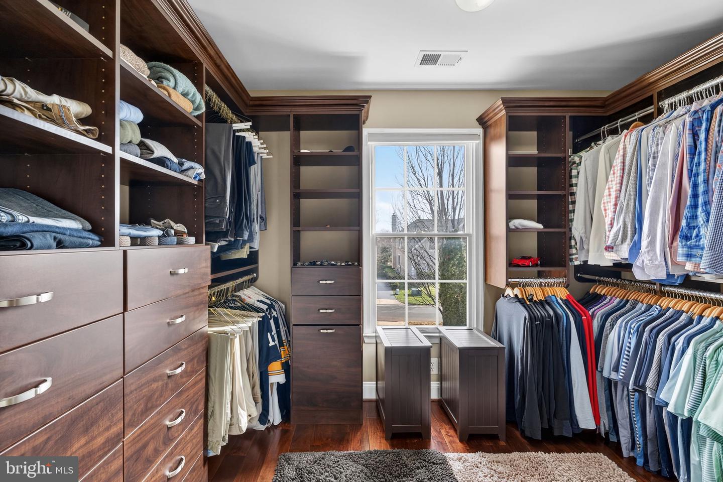 19873 BETHPAGE CT, ASHBURN, Virginia 20147, 3 Bedrooms Bedrooms, ,2 BathroomsBathrooms,Residential,For sale,19873 BETHPAGE CT,VALO2113118 MLS # VALO2113118