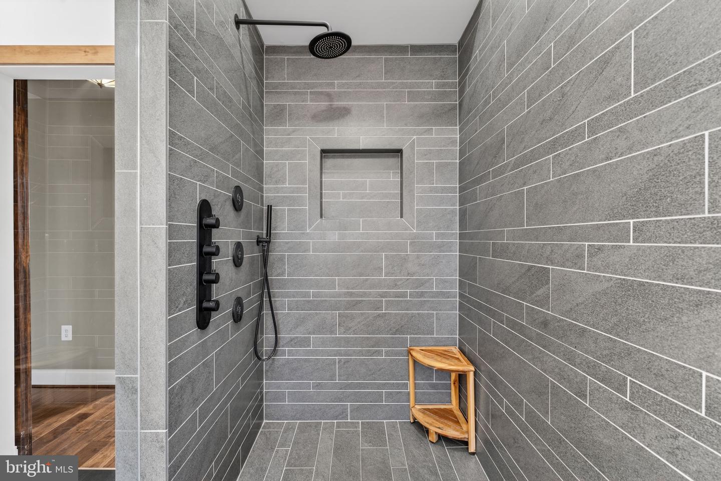 19873 BETHPAGE CT, ASHBURN, Virginia 20147, 3 Bedrooms Bedrooms, ,2 BathroomsBathrooms,Residential,For sale,19873 BETHPAGE CT,VALO2113118 MLS # VALO2113118