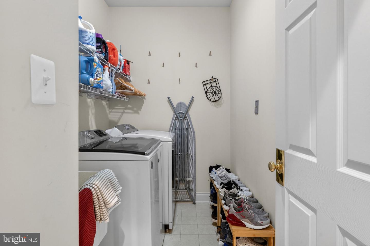 19873 BETHPAGE CT, ASHBURN, Virginia 20147, 3 Bedrooms Bedrooms, ,2 BathroomsBathrooms,Residential,For sale,19873 BETHPAGE CT,VALO2113118 MLS # VALO2113118