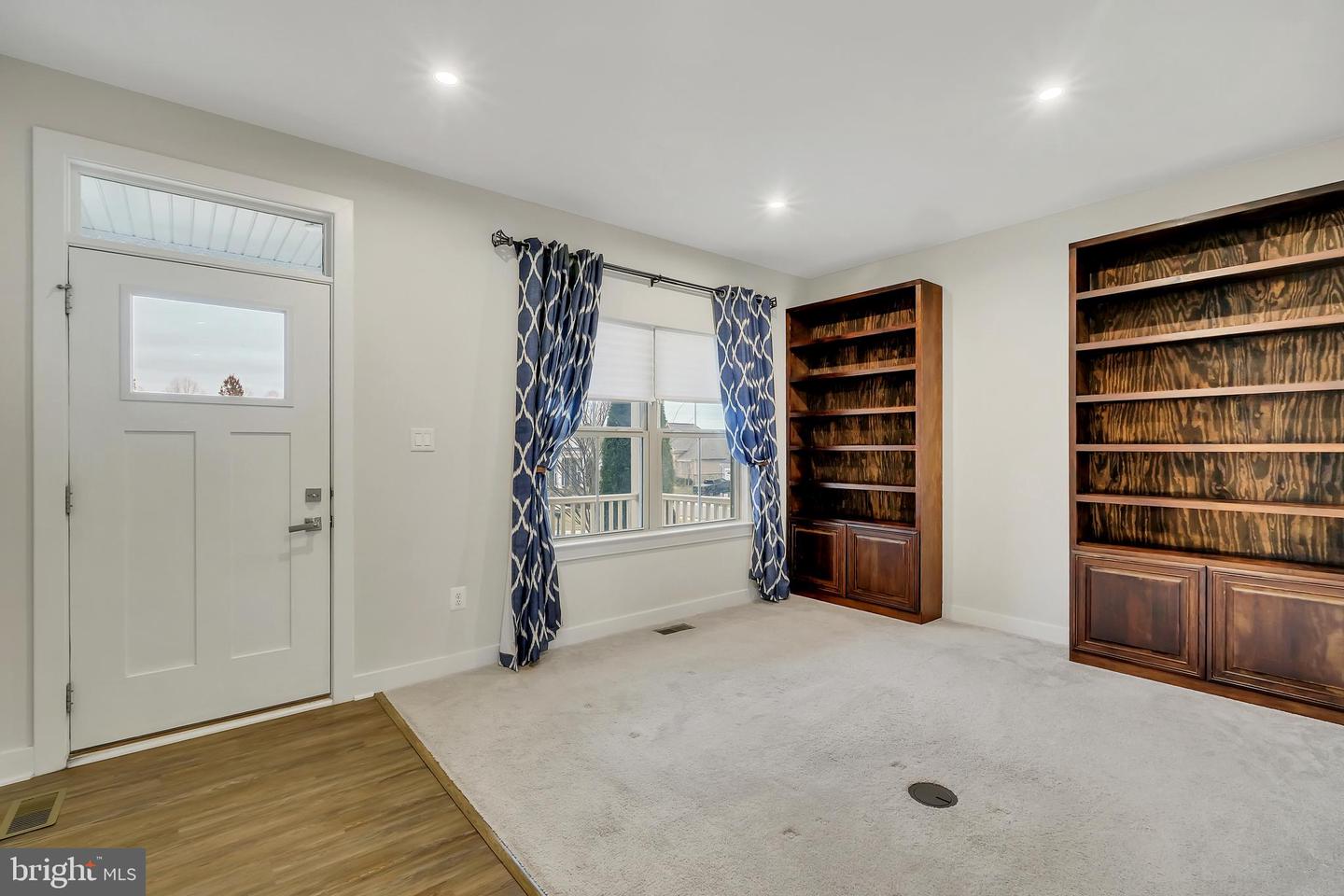 17251 OLD INGELSIDE DR, ROUND HILL, Virginia 20141, 4 Bedrooms Bedrooms, ,2 BathroomsBathrooms,Residential,For sale,17251 OLD INGELSIDE DR,VALO2113130 MLS # VALO2113130 17251 OLD INGELSIDE DR, ROUND HILL, Virginia 20141, 4 Bedrooms Bedrooms, ,2 BathroomsBathrooms,Residential,For sale,17251 OLD INGELSIDE DR,VALO2113130 MLS # VALO2113130