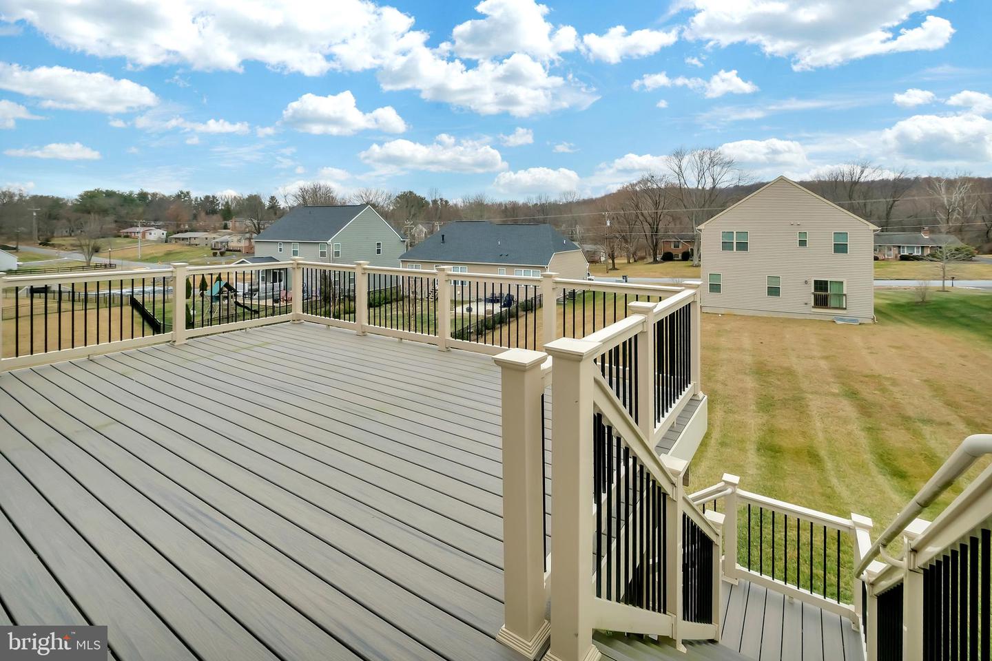 17251 OLD INGELSIDE DR, ROUND HILL, Virginia 20141, 4 Bedrooms Bedrooms, ,2 BathroomsBathrooms,Residential,For sale,17251 OLD INGELSIDE DR,VALO2113130 MLS # VALO2113130 17251 OLD INGELSIDE DR, ROUND HILL, Virginia 20141, 4 Bedrooms Bedrooms, ,2 BathroomsBathrooms,Residential,For sale,17251 OLD INGELSIDE DR,VALO2113130 MLS # VALO2113130