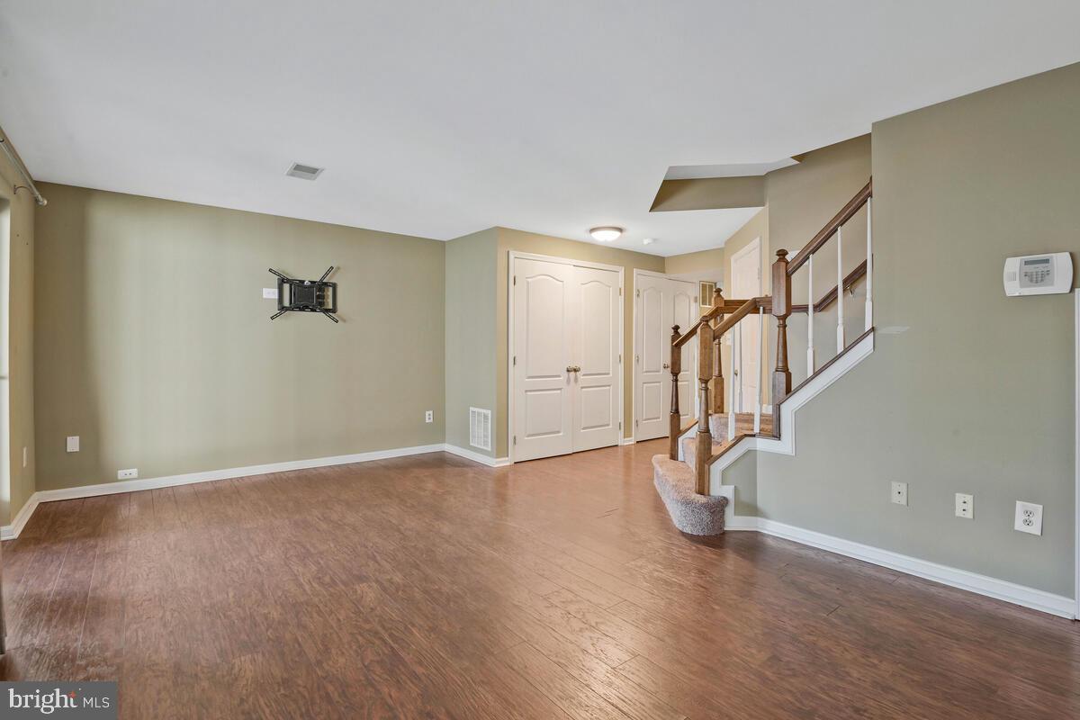 12025 EDGEMERE CIR, RESTON, Virginia 20190, 3 Bedrooms Bedrooms, ,3 BathroomsBathrooms,Residential,For sale,12025 EDGEMERE CIR,VAFX2283716 MLS # VAFX2283716