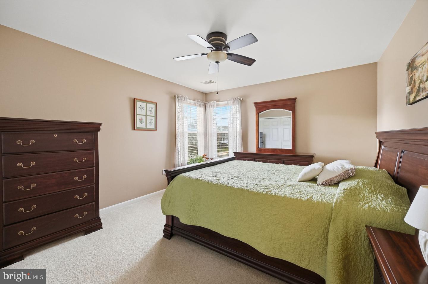 12096 MAIDENHAIR DR, GAINESVILLE, Virginia 20155, 4 Bedrooms Bedrooms, ,3 BathroomsBathrooms,Residential,For sale,12096 MAIDENHAIR DR,VAPW2109840 MLS # VAPW2109840