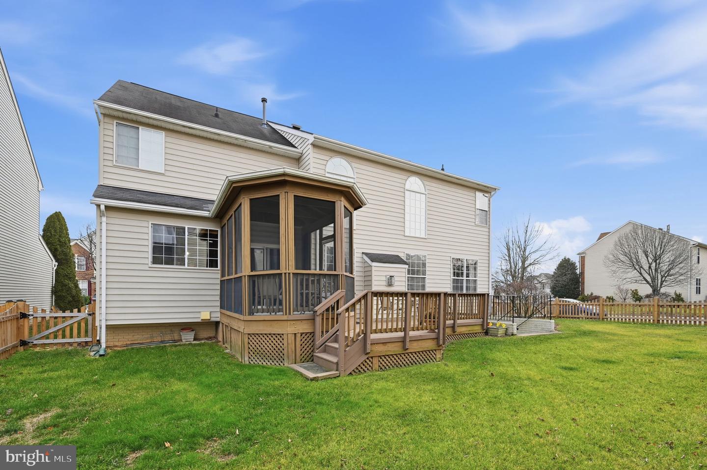 12096 MAIDENHAIR DR, GAINESVILLE, Virginia 20155, 4 Bedrooms Bedrooms, ,3 BathroomsBathrooms,Residential,For sale,12096 MAIDENHAIR DR,VAPW2109840 MLS # VAPW2109840