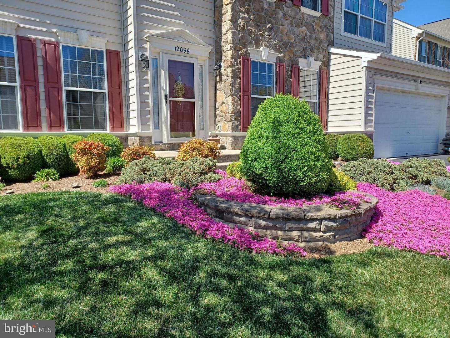 12096 MAIDENHAIR DR, GAINESVILLE, Virginia 20155, 4 Bedrooms Bedrooms, ,3 BathroomsBathrooms,Residential,For sale,12096 MAIDENHAIR DR,VAPW2109840 MLS # VAPW2109840