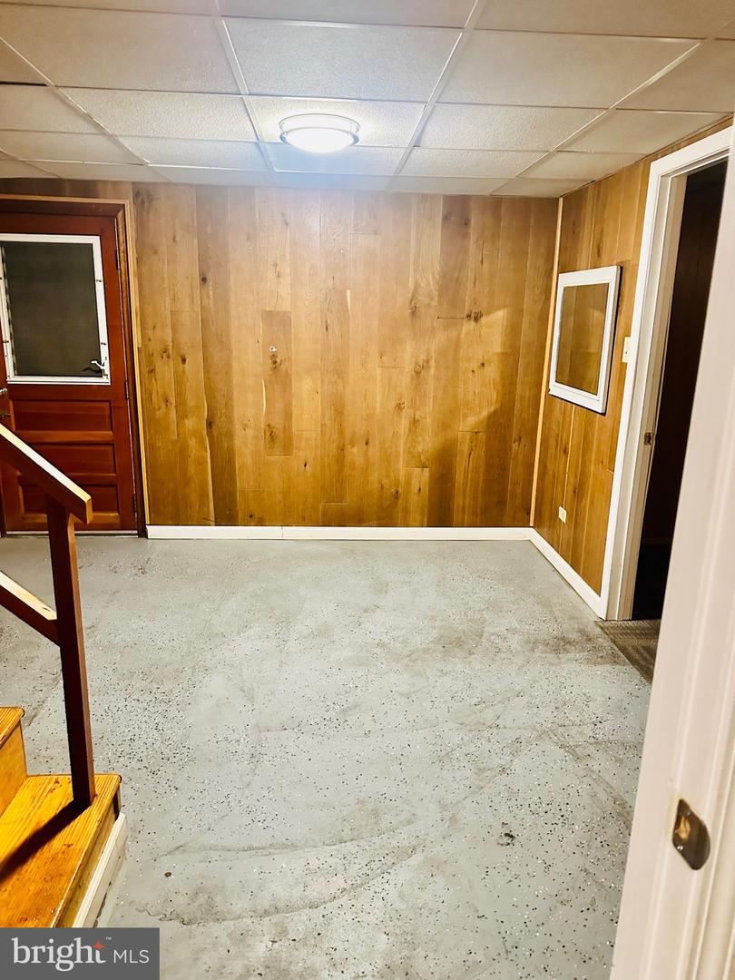 323 RUSSELCROFT RD, WINCHESTER, Virginia 22601, 4 Bedrooms Bedrooms, ,2 BathroomsBathrooms,Residential,For sale,323 RUSSELCROFT RD,VAWI2009662 MLS # VAWI2009662