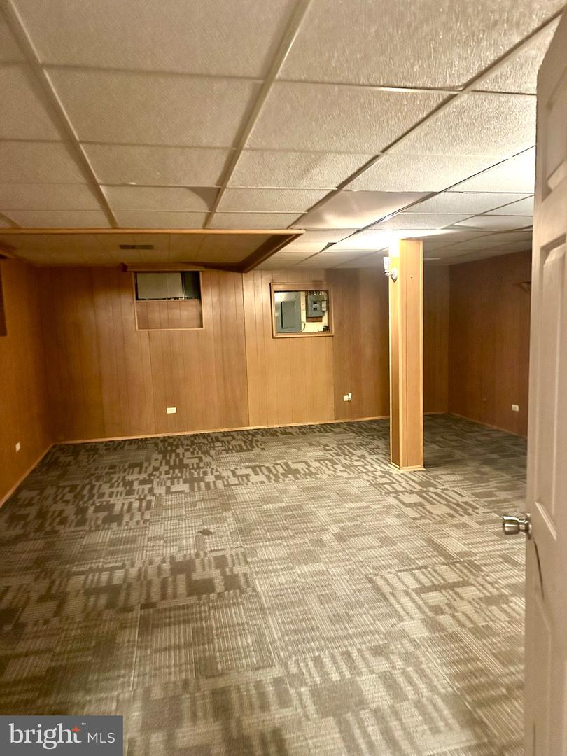 323 RUSSELCROFT RD, WINCHESTER, Virginia 22601, 4 Bedrooms Bedrooms, ,2 BathroomsBathrooms,Residential,For sale,323 RUSSELCROFT RD,VAWI2009662 MLS # VAWI2009662