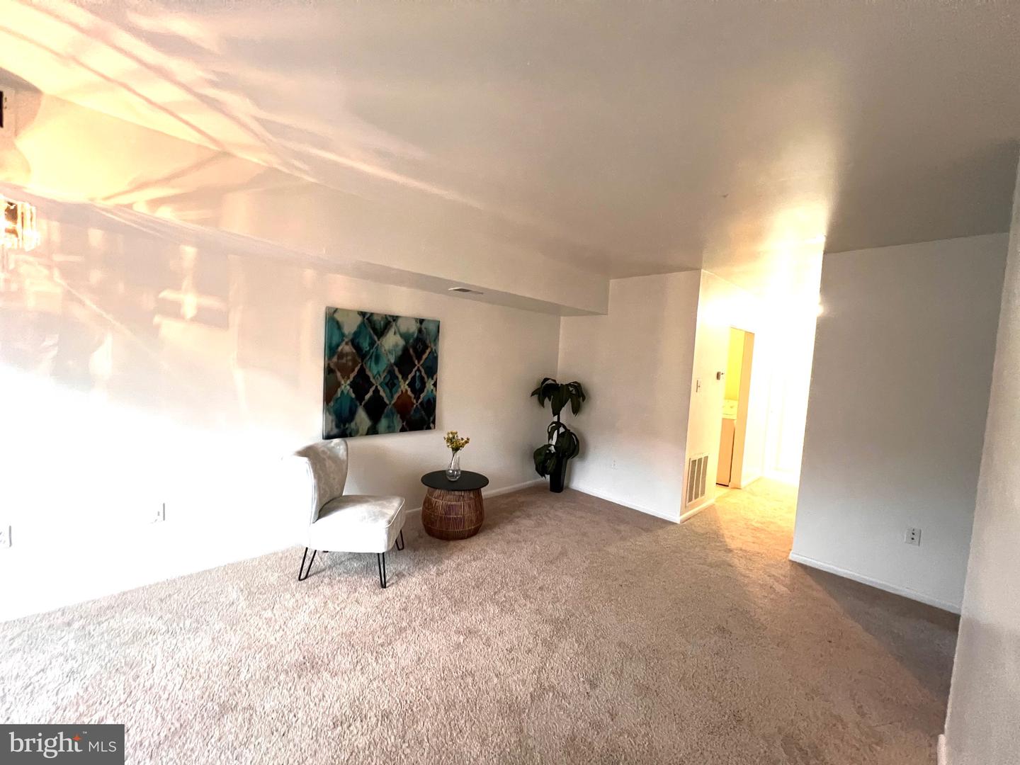 4129 MEADOWLAND CT, CHANTILLY, Virginia 20151, 3 Bedrooms Bedrooms, ,1 BathroomBathrooms,Residential,For sale,4129 MEADOWLAND CT,VAFX2284036 MLS # VAFX2284036