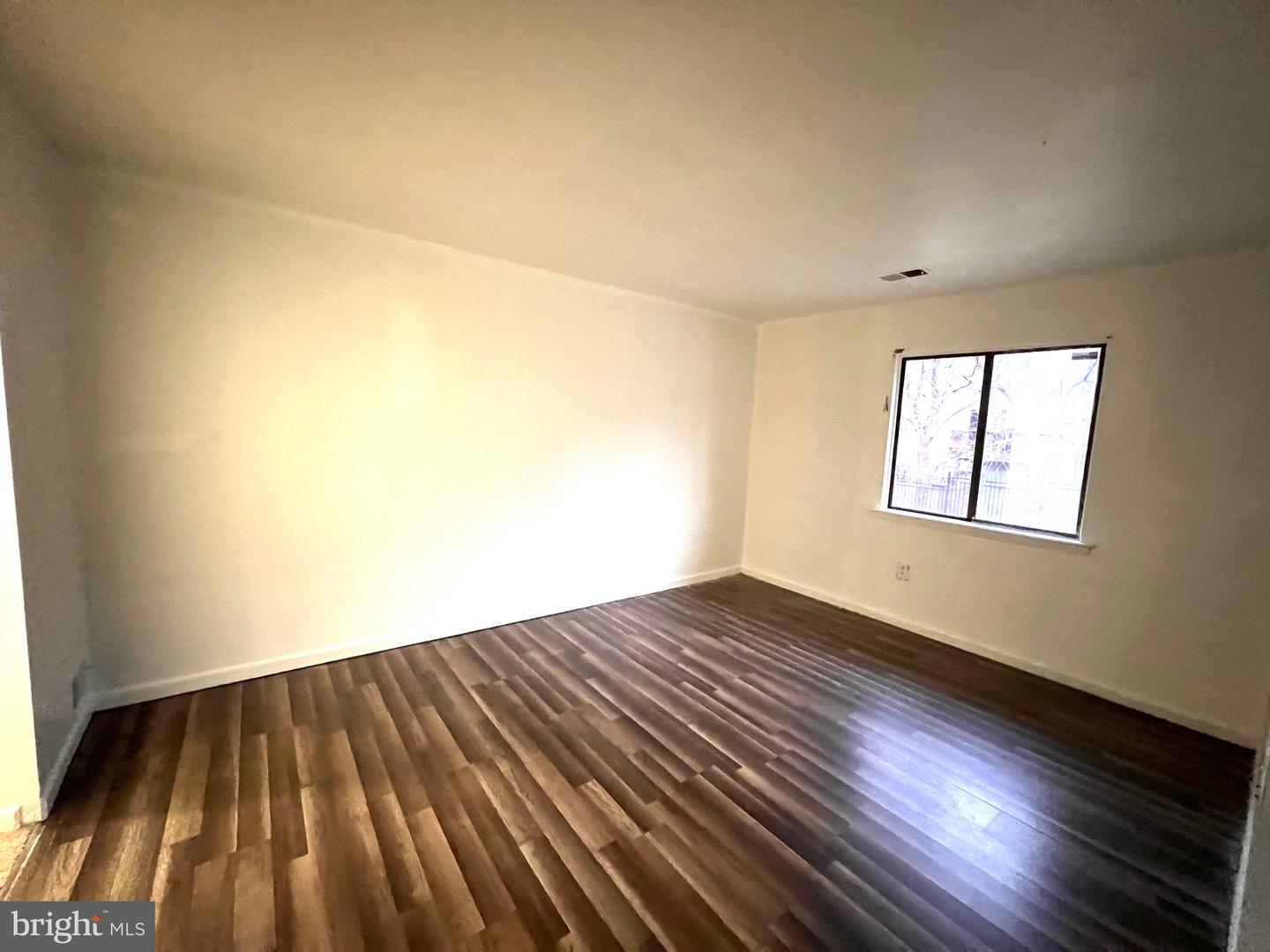 4129 MEADOWLAND CT, CHANTILLY, Virginia 20151, 3 Bedrooms Bedrooms, ,1 BathroomBathrooms,Residential,For sale,4129 MEADOWLAND CT,VAFX2284036 MLS # VAFX2284036