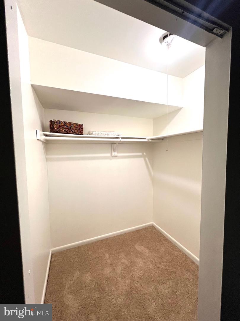 4129 MEADOWLAND CT, CHANTILLY, Virginia 20151, 3 Bedrooms Bedrooms, ,1 BathroomBathrooms,Residential,For sale,4129 MEADOWLAND CT,VAFX2284036 MLS # VAFX2284036