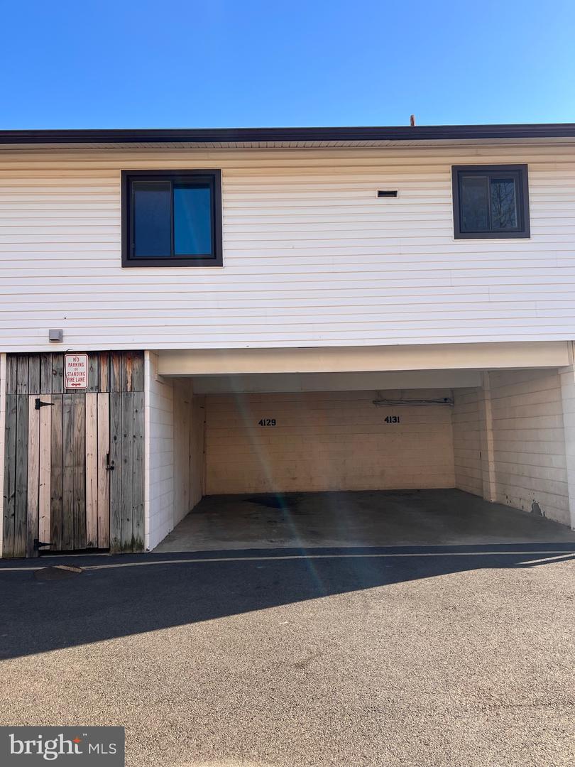 4129 MEADOWLAND CT, CHANTILLY, Virginia 20151, 3 Bedrooms Bedrooms, ,1 BathroomBathrooms,Residential,For sale,4129 MEADOWLAND CT,VAFX2284036 MLS # VAFX2284036