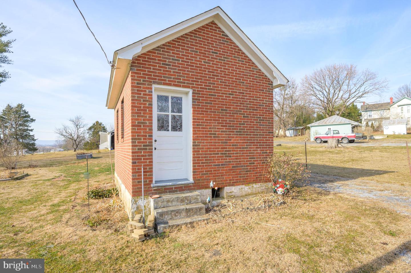 139 BRYARLY RD, WINCHESTER, Virginia 22603, 3 Bedrooms Bedrooms, ,2 BathroomsBathrooms,Residential,For sale,139 BRYARLY RD,VAFV2038700 MLS # VAFV2038700