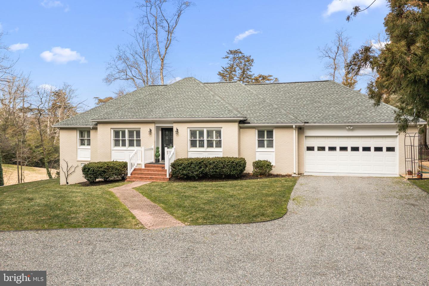 97 CURRELL COVE LN, WHITE STONE, Virginia 22578, 3 Bedrooms Bedrooms, ,2 BathroomsBathrooms,Residential,For sale,97 CURRELL COVE LN,VALV2000930 MLS # VALV2000930