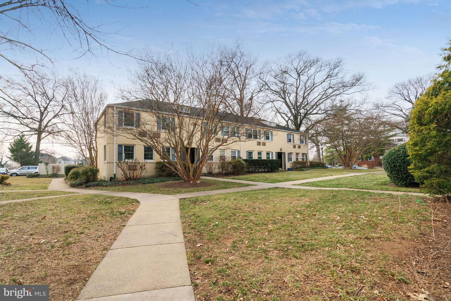 107 N GEORGE MASON DR N #4, ARLINGTON, Virginia 22203, 2 Bedrooms Bedrooms, ,1 BathroomBathrooms,Residential,For sale,107 N GEORGE MASON DR N #4,VAAR2067344 MLS # VAAR2067344 107 N GEORGE MASON DR N #4, ARLINGTON, Virginia 22203, 2 Bedrooms Bedrooms, ,1 BathroomBathrooms,Residential,For sale,107 N GEORGE MASON DR N #4,VAAR2067344 MLS # VAAR2067344