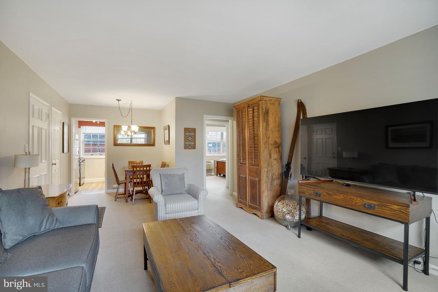 107 N GEORGE MASON DR N #4, ARLINGTON, Virginia 22203, 2 Bedrooms Bedrooms, ,1 BathroomBathrooms,Residential,For sale,107 N GEORGE MASON DR N #4,VAAR2067344 MLS # VAAR2067344 107 N GEORGE MASON DR N #4, ARLINGTON, Virginia 22203, 2 Bedrooms Bedrooms, ,1 BathroomBathrooms,Residential,For sale,107 N GEORGE MASON DR N #4,VAAR2067344 MLS # VAAR2067344