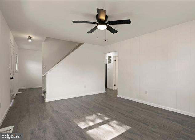 15205 MICHIGAN RD, WOODBRIDGE, Virginia 22191, 5 Bedrooms Bedrooms, 8 Rooms Rooms,3 BathroomsBathrooms,Residential,For sale,15205 MICHIGAN RD,VAPW2109958 MLS # VAPW2109958