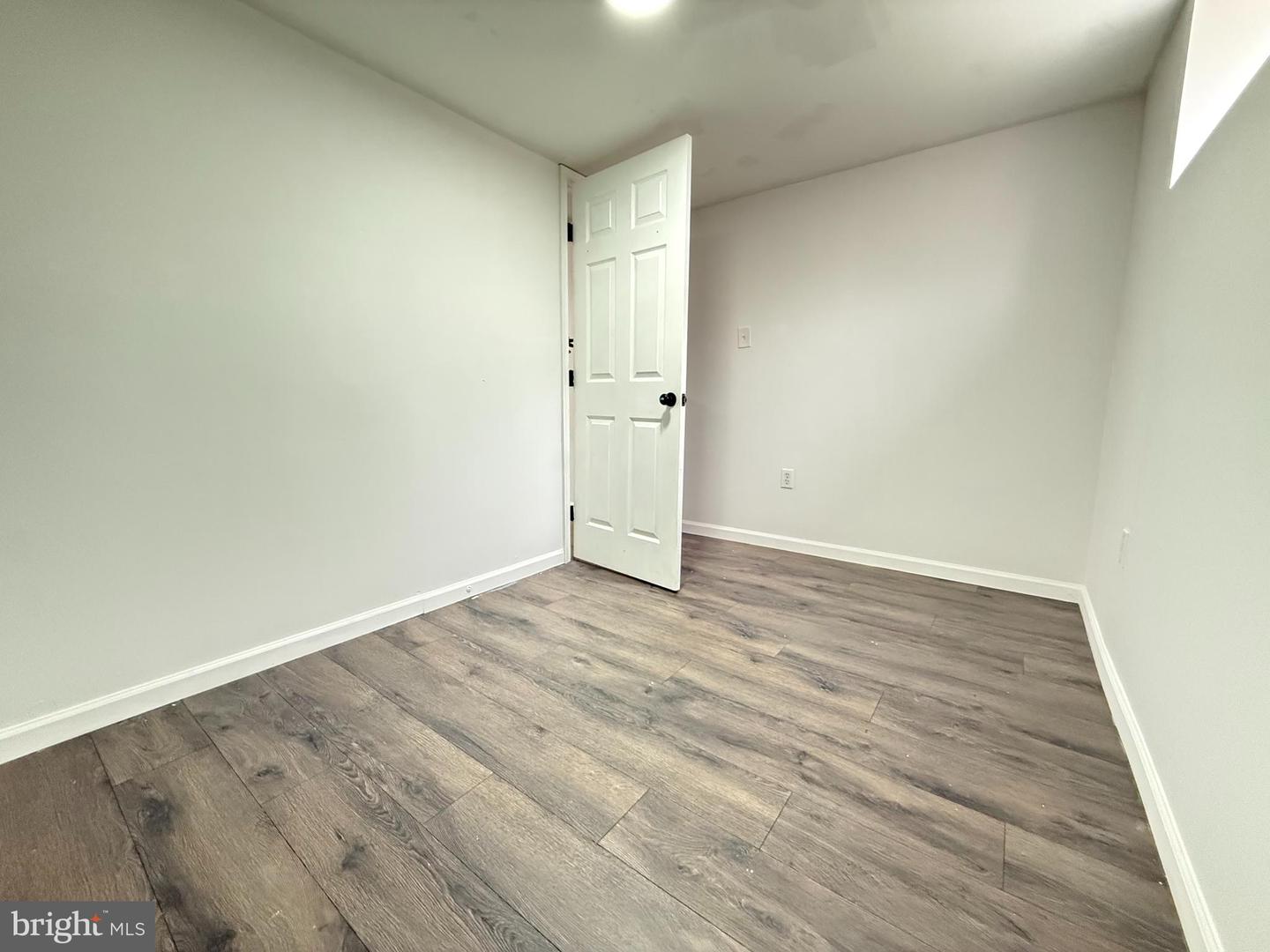 15205 MICHIGAN RD, WOODBRIDGE, Virginia 22191, 5 Bedrooms Bedrooms, 8 Rooms Rooms,3 BathroomsBathrooms,Residential,For sale,15205 MICHIGAN RD,VAPW2109958 MLS # VAPW2109958