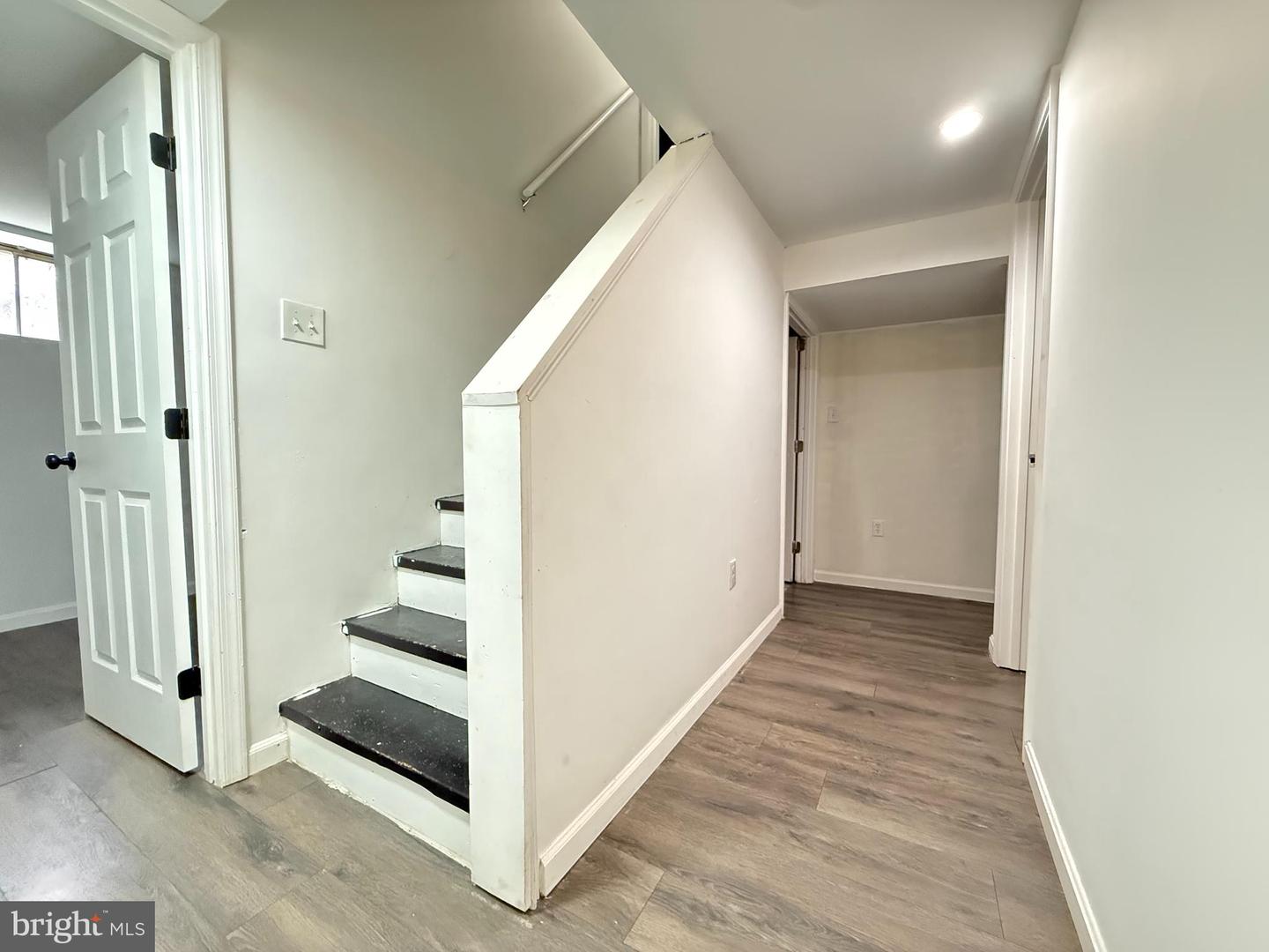 15205 MICHIGAN RD, WOODBRIDGE, Virginia 22191, 5 Bedrooms Bedrooms, 8 Rooms Rooms,3 BathroomsBathrooms,Residential,For sale,15205 MICHIGAN RD,VAPW2109958 MLS # VAPW2109958