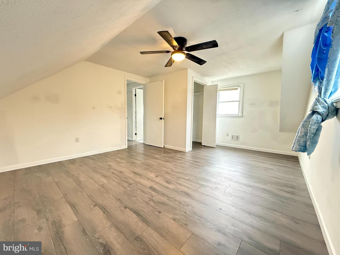 15205 MICHIGAN RD, WOODBRIDGE, Virginia 22191, 5 Bedrooms Bedrooms, 8 Rooms Rooms,3 BathroomsBathrooms,Residential,For sale,15205 MICHIGAN RD,VAPW2109958 MLS # VAPW2109958