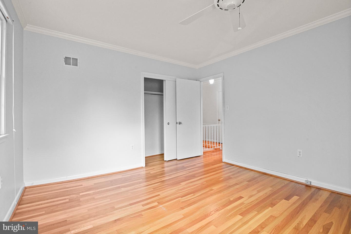 7801 BIRNAM WOOD DR, MCLEAN, Virginia 22102, 4 Bedrooms Bedrooms, ,3 BathroomsBathrooms,Residential,For sale,7801 BIRNAM WOOD DR,VAFX2284266 MLS # VAFX2284266