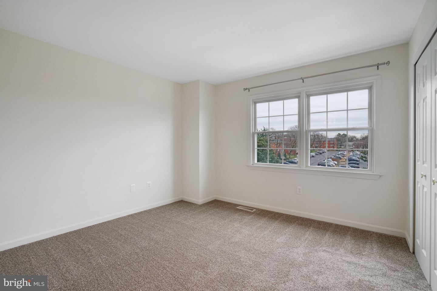 3858 9TH RD S, ARLINGTON, Virginia 22204, 2 Bedrooms Bedrooms, ,2 BathroomsBathrooms,Residential,For sale,3858 9TH RD S,VAAR2067364 MLS # VAAR2067364 3858 9TH RD S, ARLINGTON, Virginia 22204, 2 Bedrooms Bedrooms, ,2 BathroomsBathrooms,Residential,For sale,3858 9TH RD S,VAAR2067364 MLS # VAAR2067364