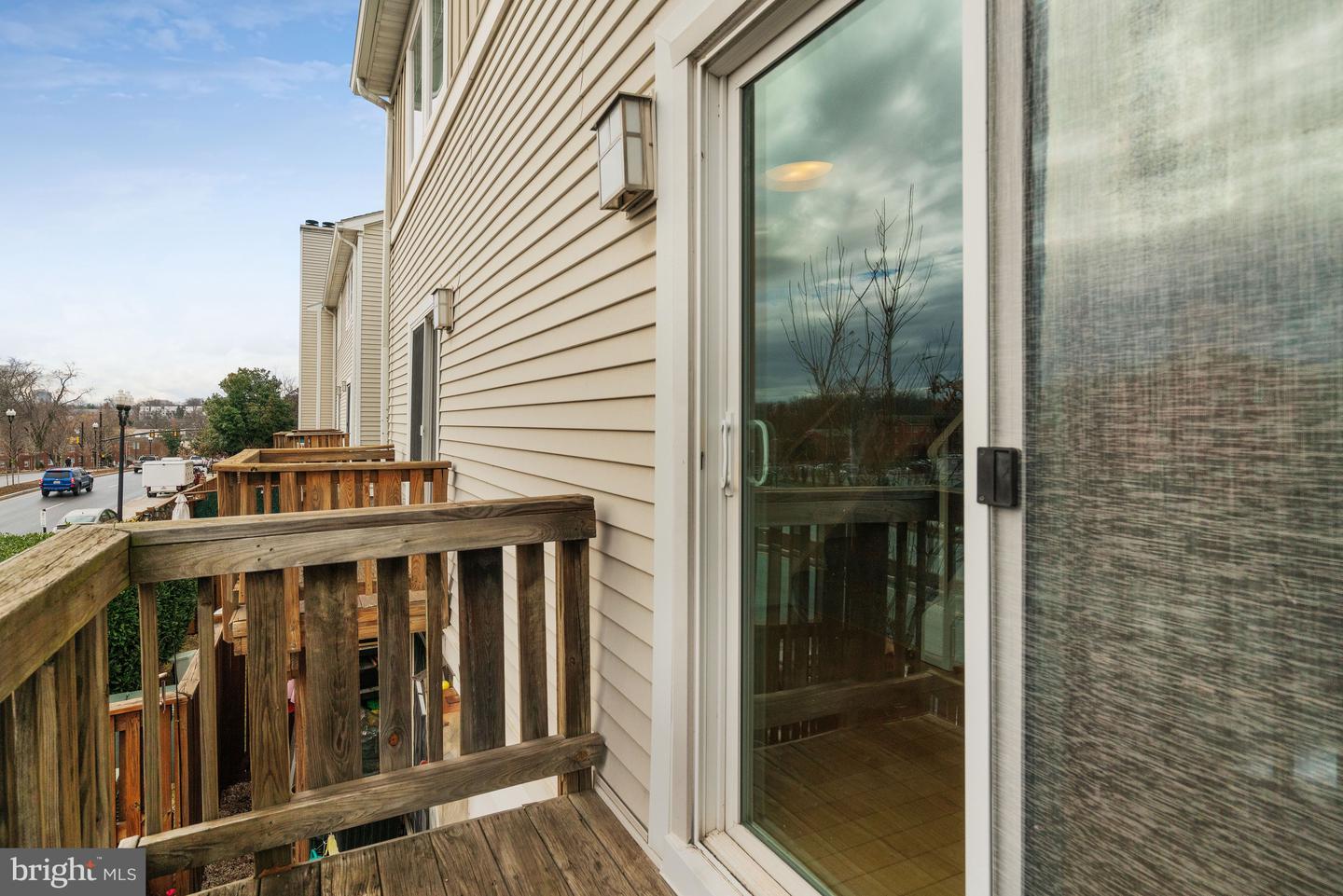 3858 9TH RD S, ARLINGTON, Virginia 22204, 2 Bedrooms Bedrooms, ,2 BathroomsBathrooms,Residential,For sale,3858 9TH RD S,VAAR2067364 MLS # VAAR2067364 3858 9TH RD S, ARLINGTON, Virginia 22204, 2 Bedrooms Bedrooms, ,2 BathroomsBathrooms,Residential,For sale,3858 9TH RD S,VAAR2067364 MLS # VAAR2067364