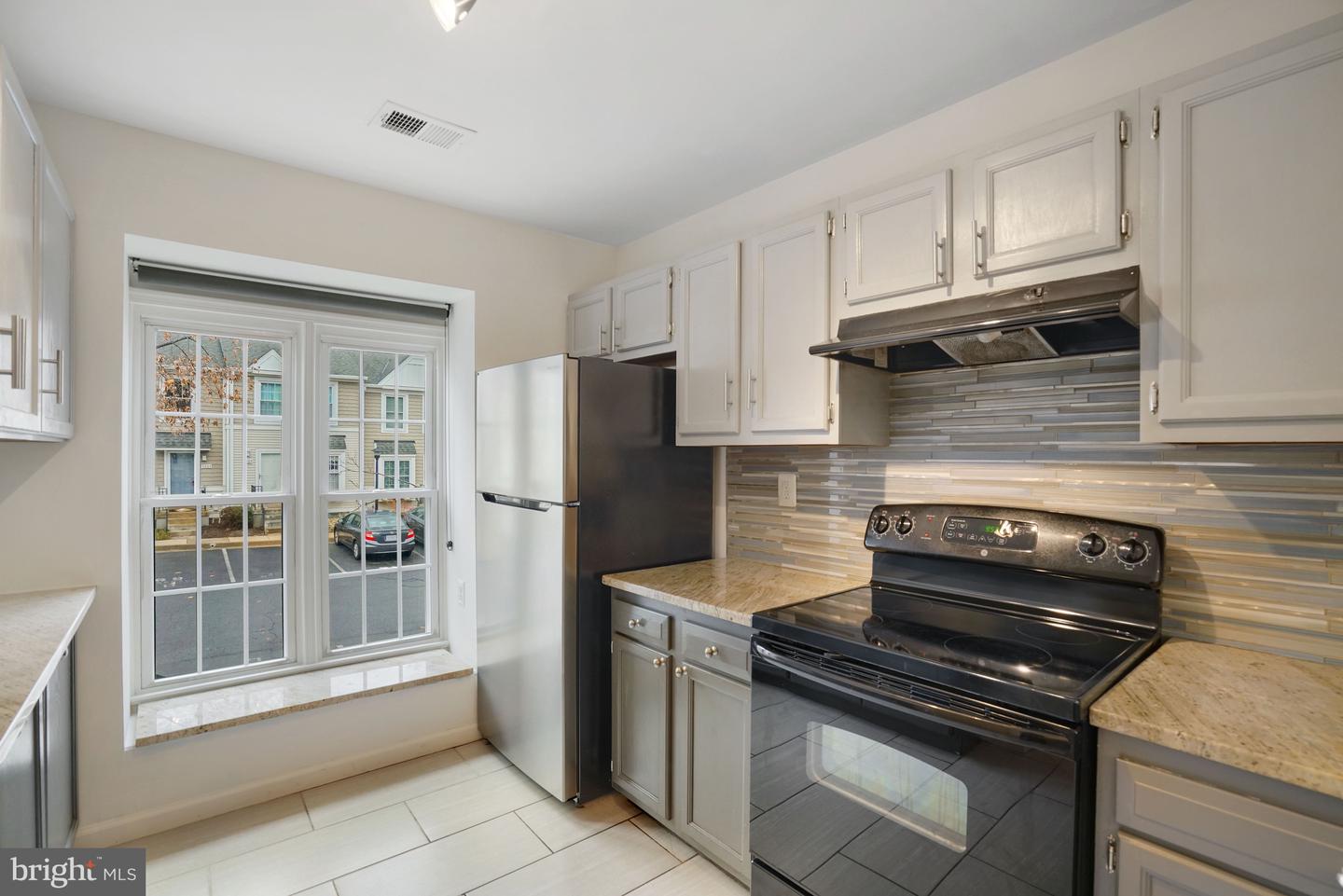 3858 9TH RD S, ARLINGTON, Virginia 22204, 2 Bedrooms Bedrooms, ,2 BathroomsBathrooms,Residential,For sale,3858 9TH RD S,VAAR2067364 MLS # VAAR2067364 3858 9TH RD S, ARLINGTON, Virginia 22204, 2 Bedrooms Bedrooms, ,2 BathroomsBathrooms,Residential,For sale,3858 9TH RD S,VAAR2067364 MLS # VAAR2067364