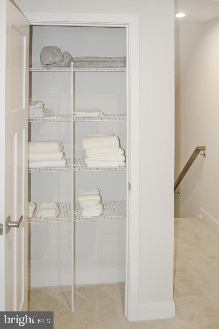 122 HARDY WAY, WINCHESTER, Virginia 22602, 3 Bedrooms Bedrooms, ,2 BathroomsBathrooms,Residential,For sale,122 HARDY WAY,VAFV2038724 MLS # VAFV2038724