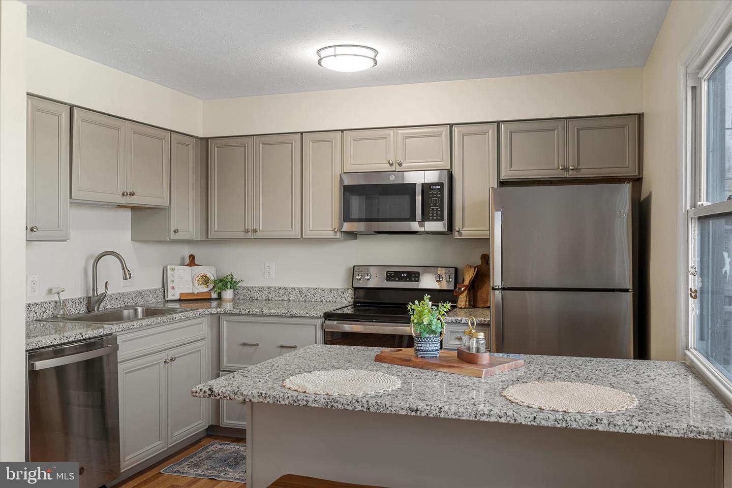 136 SCOTT ST, FRONT ROYAL, Virginia 22630, 3 Bedrooms Bedrooms, ,1 BathroomBathrooms,Residential,For sale,136 SCOTT ST,VAWR2013050 MLS # VAWR2013050