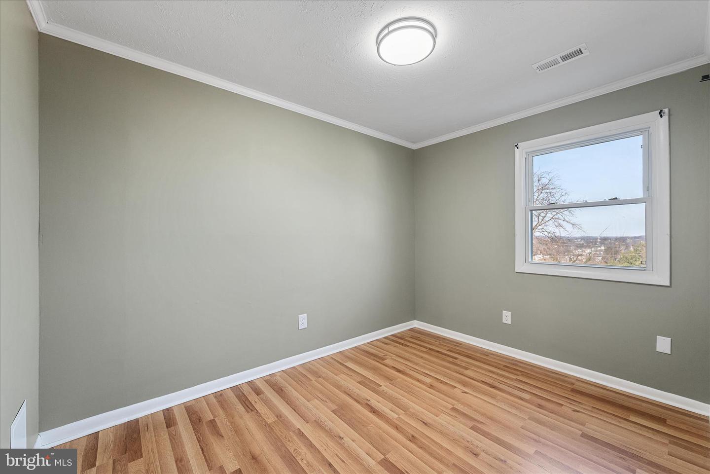 136 SCOTT ST, FRONT ROYAL, Virginia 22630, 3 Bedrooms Bedrooms, ,1 BathroomBathrooms,Residential,For sale,136 SCOTT ST,VAWR2013050 MLS # VAWR2013050