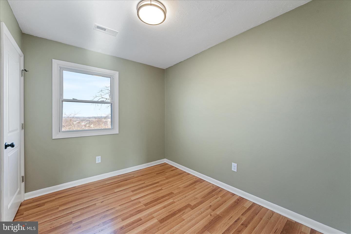 136 SCOTT ST, FRONT ROYAL, Virginia 22630, 3 Bedrooms Bedrooms, ,1 BathroomBathrooms,Residential,For sale,136 SCOTT ST,VAWR2013050 MLS # VAWR2013050