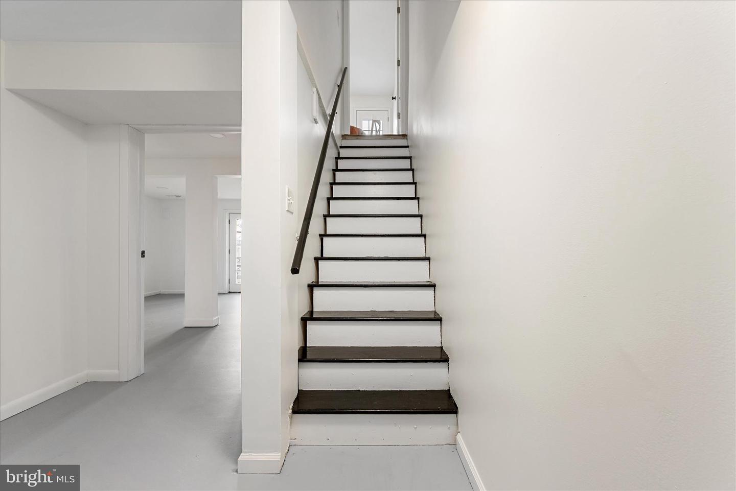 136 SCOTT ST, FRONT ROYAL, Virginia 22630, 3 Bedrooms Bedrooms, ,1 BathroomBathrooms,Residential,For sale,136 SCOTT ST,VAWR2013050 MLS # VAWR2013050