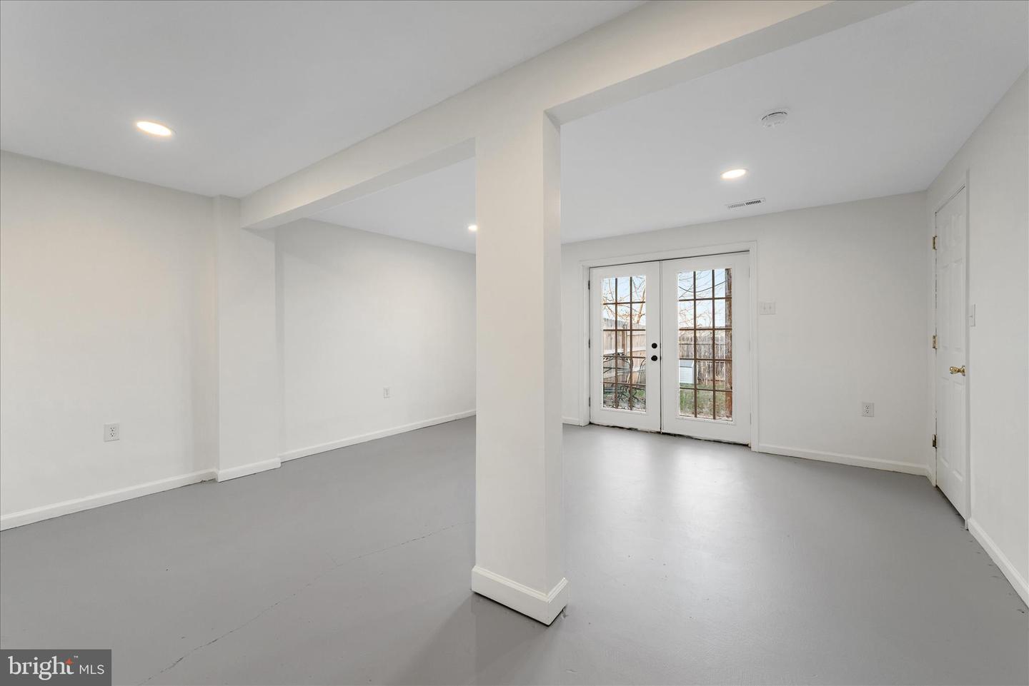 136 SCOTT ST, FRONT ROYAL, Virginia 22630, 3 Bedrooms Bedrooms, ,1 BathroomBathrooms,Residential,For sale,136 SCOTT ST,VAWR2013050 MLS # VAWR2013050