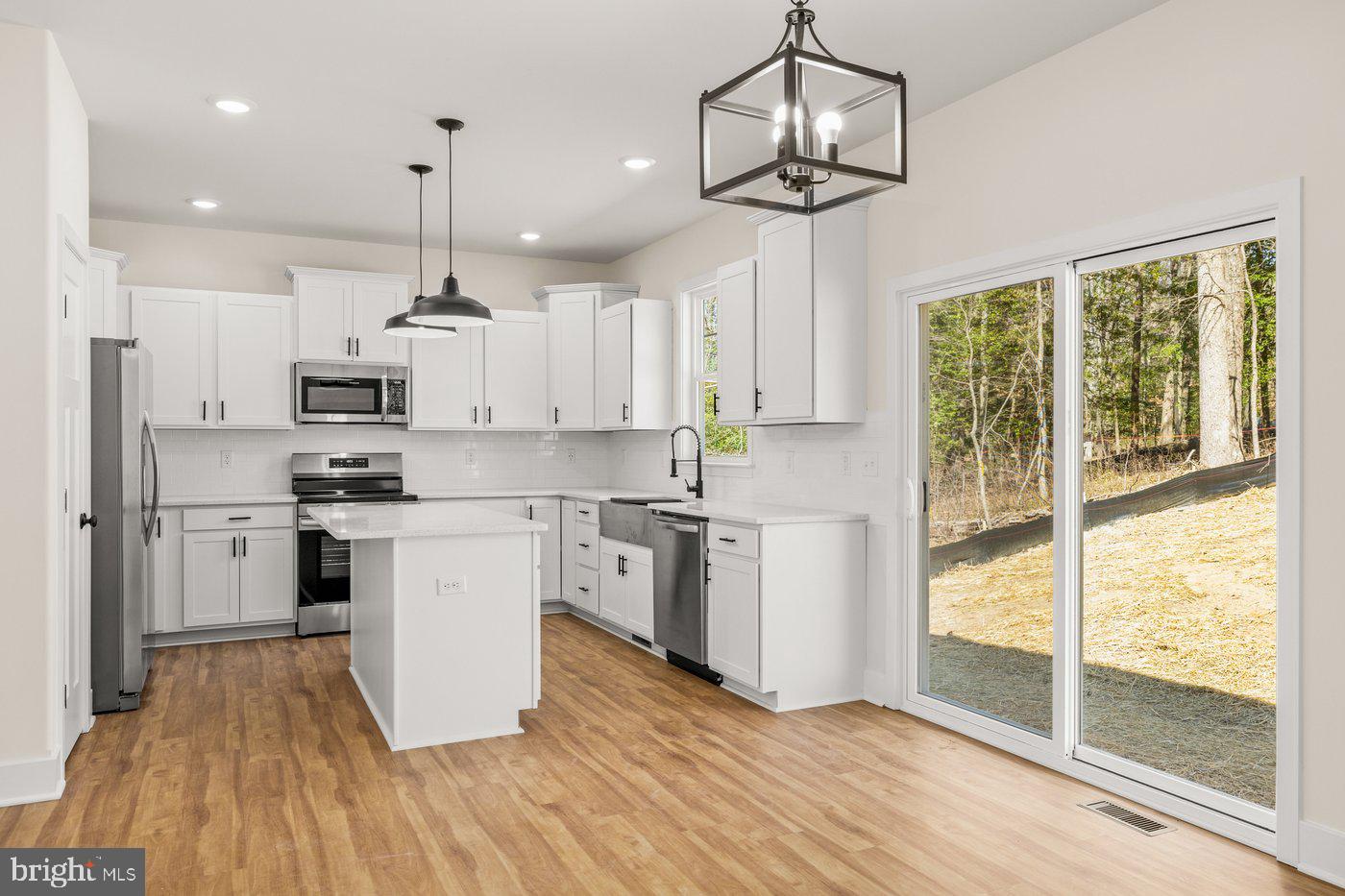 8355 COOLIDGE CIR, KING GEORGE, Virginia 22485, 4 Bedrooms Bedrooms, ,2 BathroomsBathrooms,Residential,For sale,8355 COOLIDGE CIR,VAKG2007466 MLS # VAKG2007466