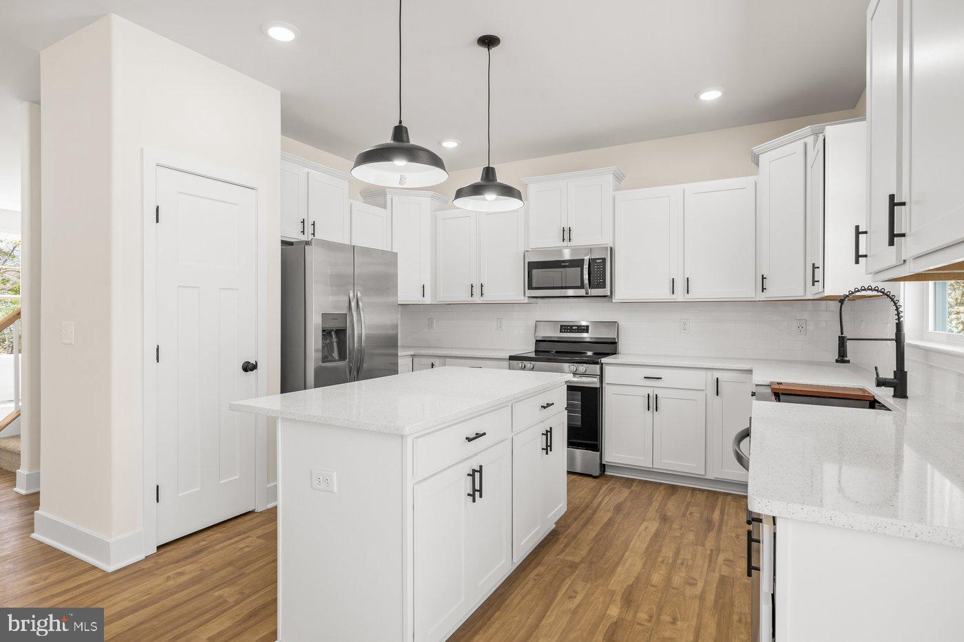 8355 COOLIDGE CIR, KING GEORGE, Virginia 22485, 4 Bedrooms Bedrooms, ,2 BathroomsBathrooms,Residential,For sale,8355 COOLIDGE CIR,VAKG2007466 MLS # VAKG2007466