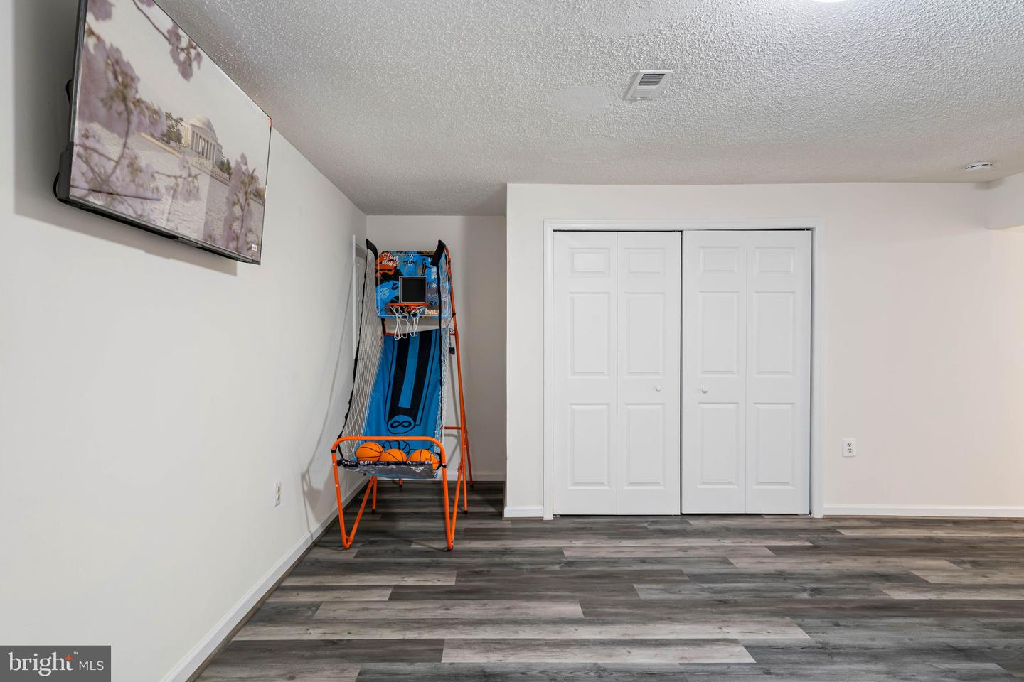 407 KINGS CREST DR, STAFFORD, Virginia 22554, 3 Bedrooms Bedrooms, ,3 BathroomsBathrooms,Residential,For sale,407 KINGS CREST DR,VAST2045034 MLS # VAST2045034