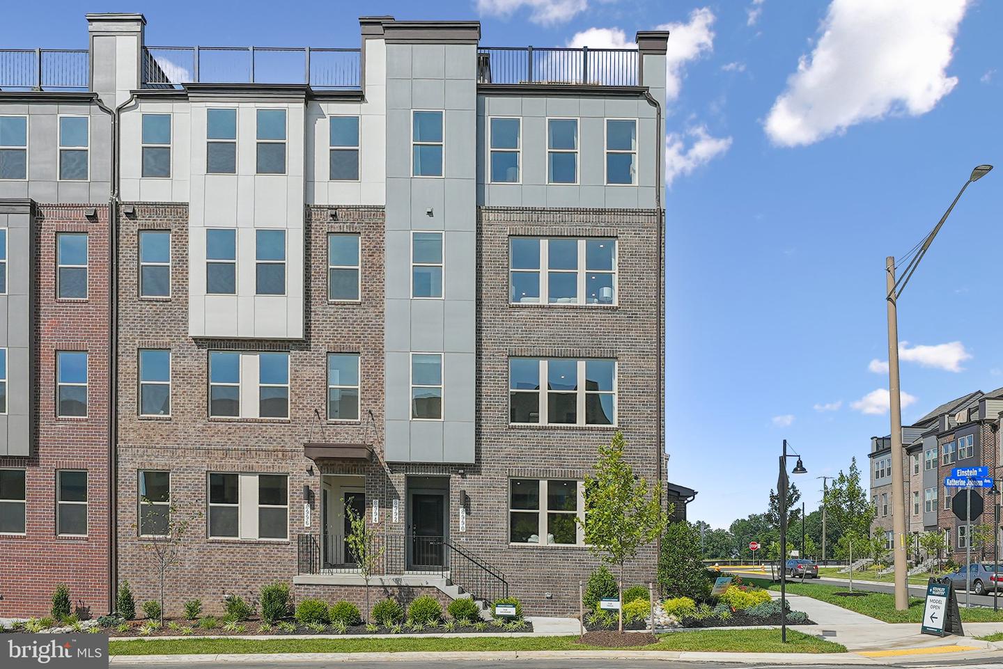 8654 LOVELACE ST, MANASSAS, Virginia 20109, 3 Bedrooms Bedrooms, ,2 BathroomsBathrooms,Residential,For sale,8654 LOVELACE ST,VAPW2110050 MLS # VAPW2110050