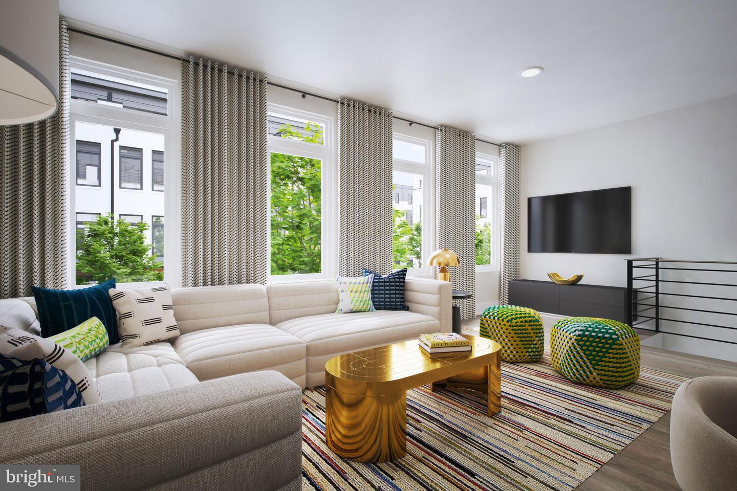 61 LOWER SERVICE CT NW #POWELL 819, WASHINGTON, District Of Columbia 20001, 3 Bedrooms Bedrooms, ,2 BathroomsBathrooms,Residential,For sale,61 LOWER SERVICE CT NW #POWELL 819,DCDC2240062 MLS # DCDC2240062