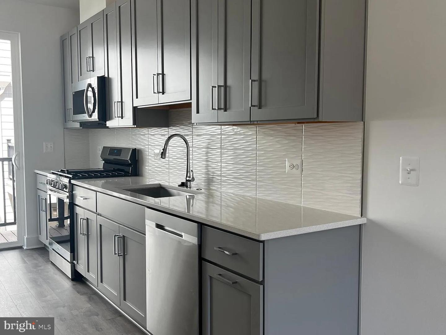 7348 BLADE DR, FALLS CHURCH, Virginia 22042, 2 Bedrooms Bedrooms, ,2 BathroomsBathrooms,Residential,For sale,7348 BLADE DR,VAFX2284470 MLS # VAFX2284470