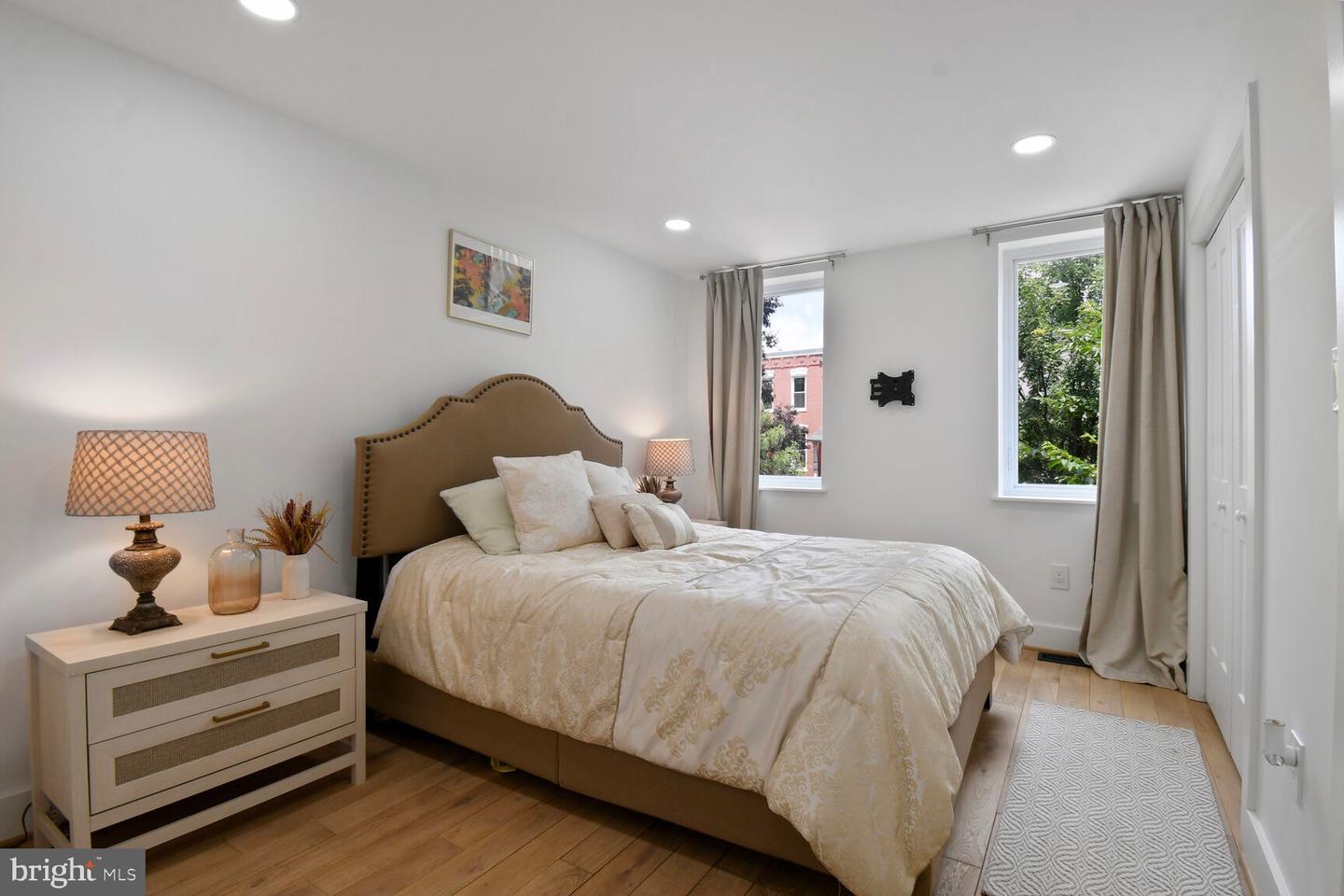 1427 K ST SE, WASHINGTON, District Of Columbia 20003, 4 Bedrooms Bedrooms, ,3 BathroomsBathrooms,Residential,For sale,1427 K ST SE,DCDC2240078 MLS # DCDC2240078